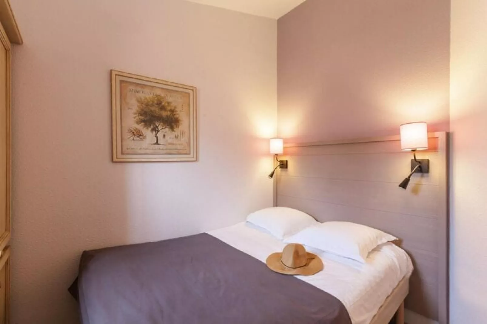 Residence La Pinède, Hyères-A7 Standard - Apt. 7 p. - 1 bedroom + 1 sleeping alcove-Bedroom