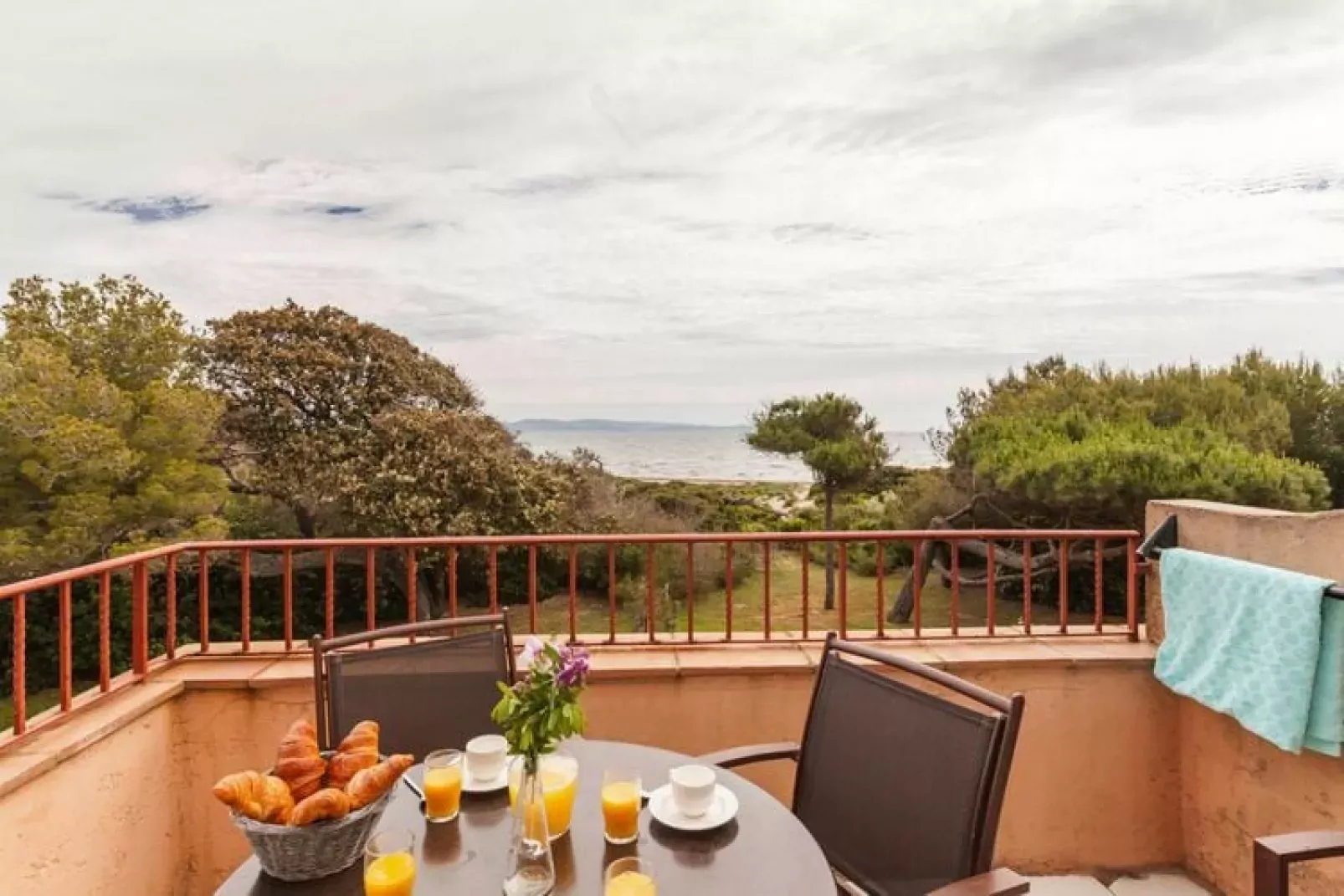 Residence La Pinède, Hyères-A7 Standard - Apt. 7 p. - 1 bedroom + 1 sleeping alcove-Terrace