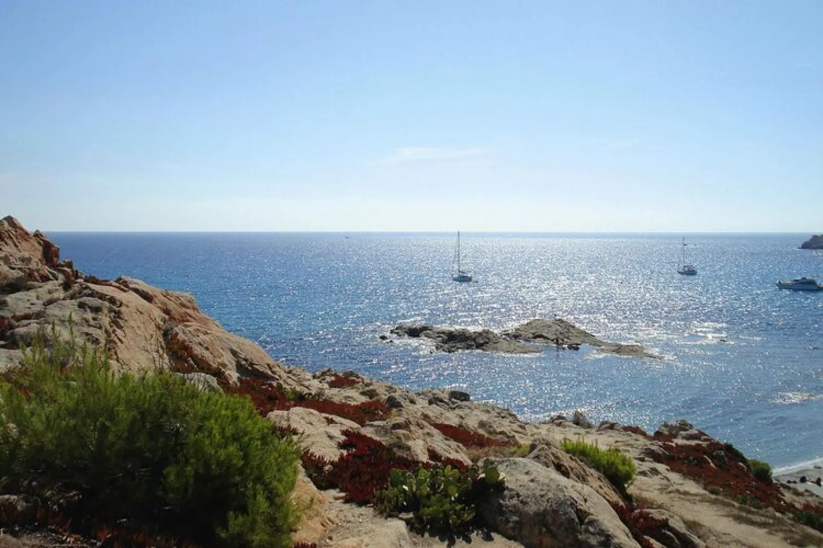 Residence La Pinède, Hyères-A7 Standard - Apt. 7 p. - 1 bedroom + 1 sleeping alcove-Areas summer 5km