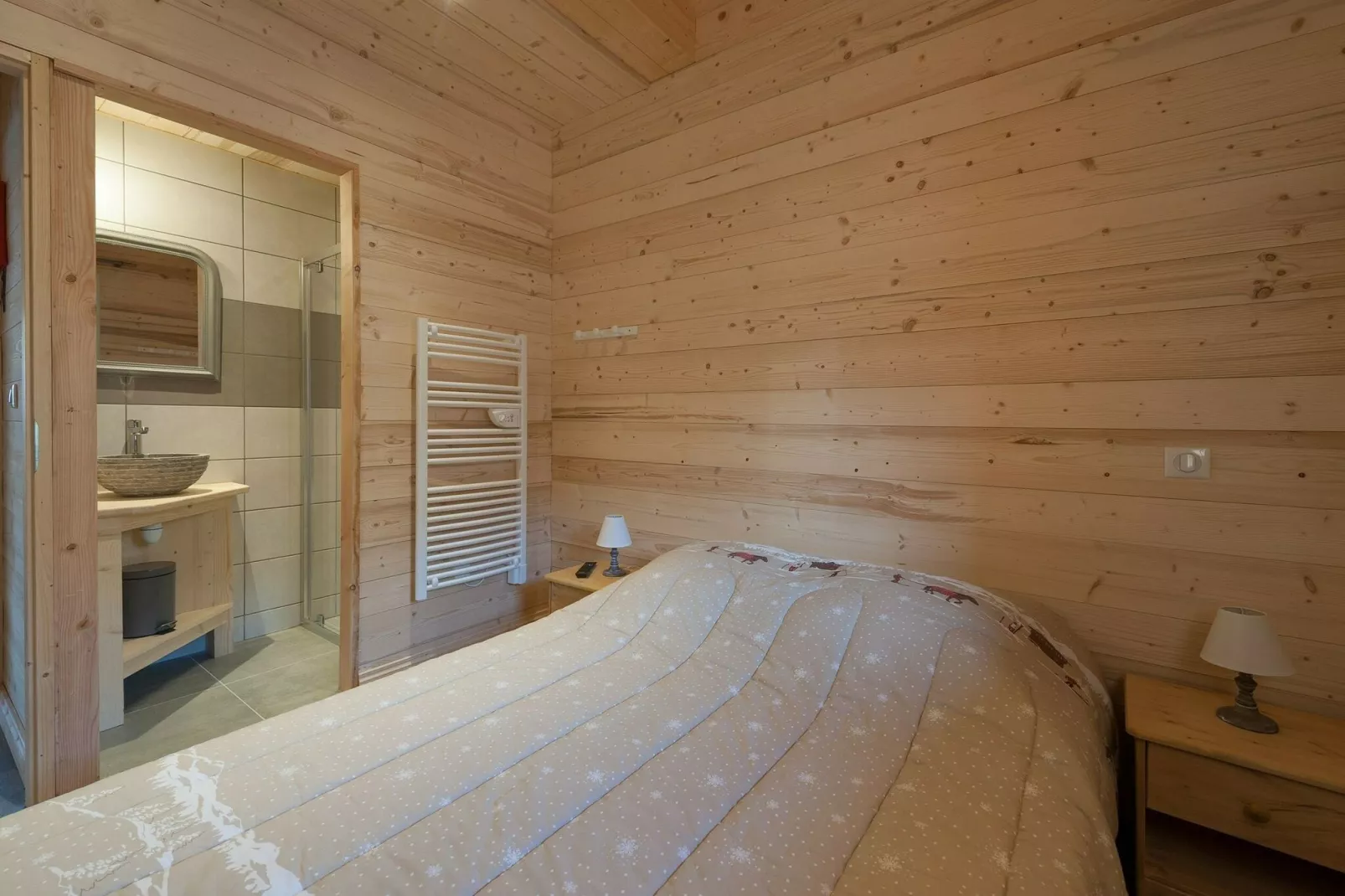 Chalet d'Alice-Bedroom