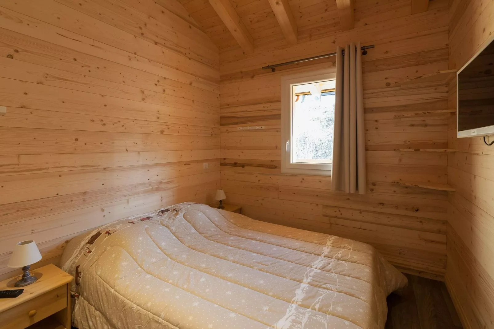 Chalet d'Alice-Bedroom