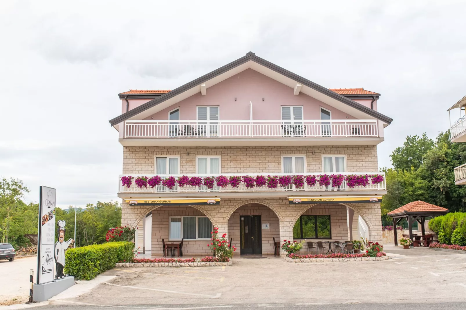 Apartman Milas 1and2 - Exterior in summer