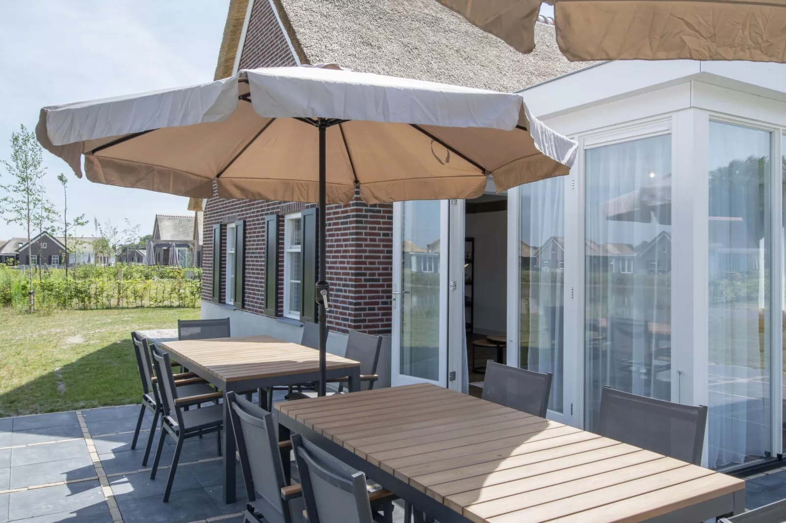 Vakantiepark De Heihorsten 10-Terrace balcony