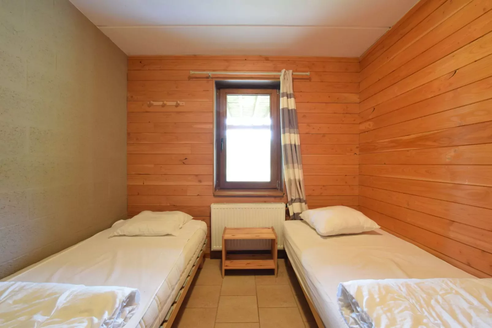 Le Saint Thibaut-Bedroom