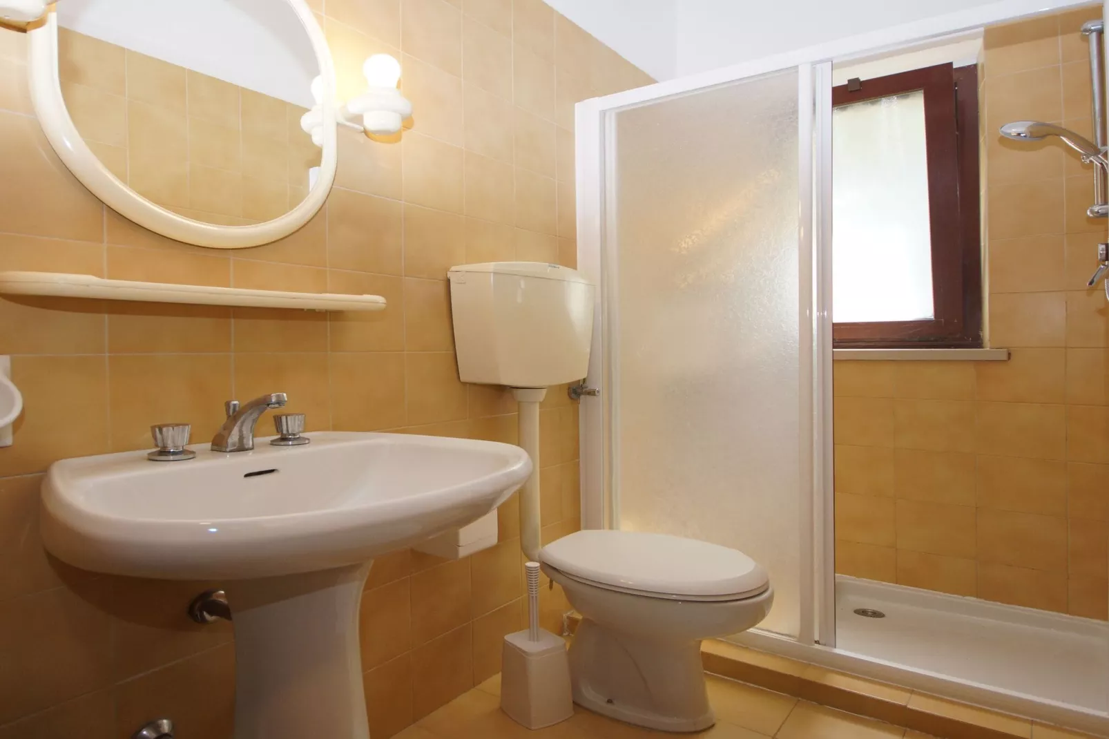 Residence al Parco, Malcesine-ST 2, bei Belegung mit 3 Personen-Badezimmer