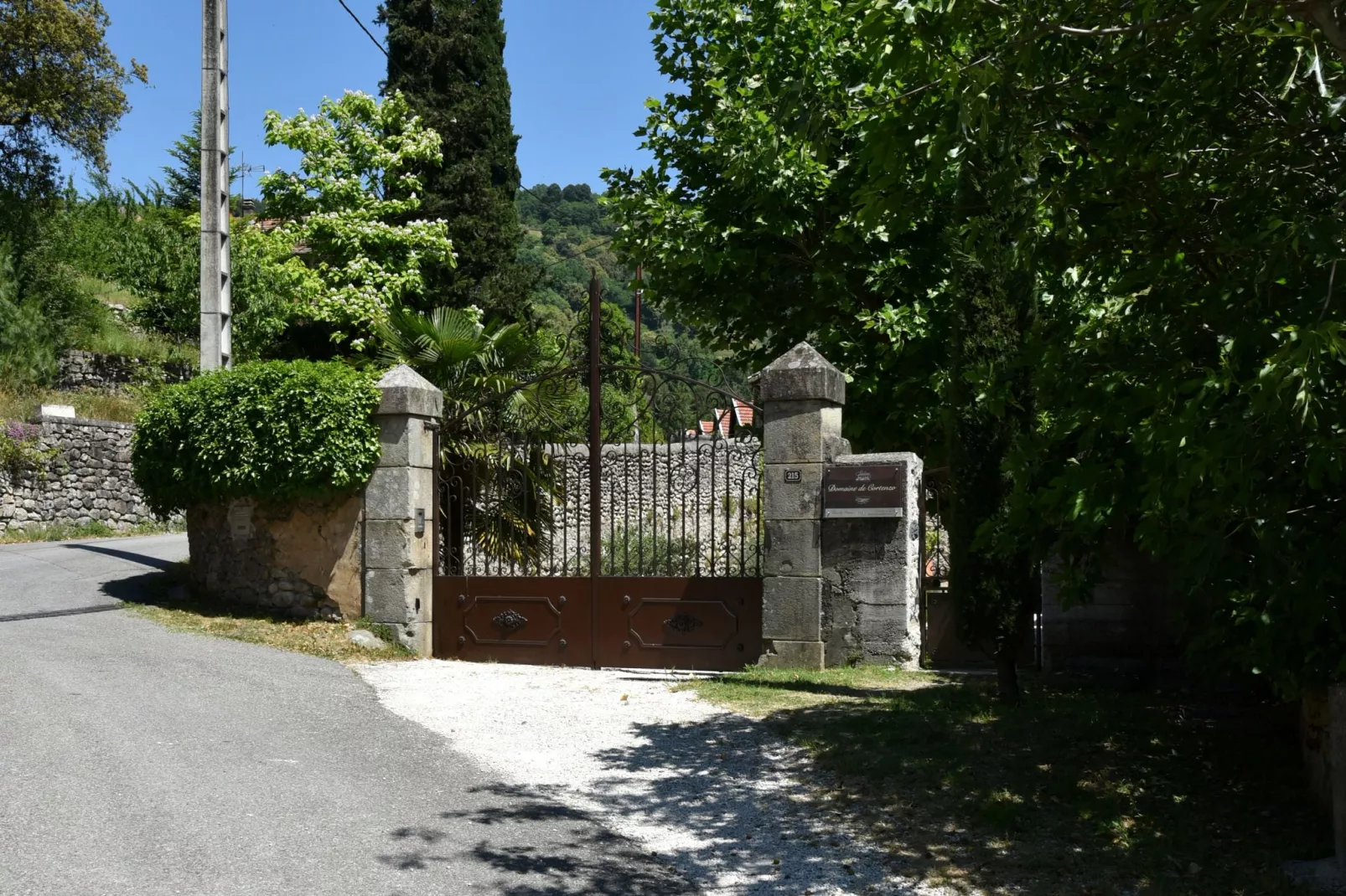 Appartement - La Feniere-Gardens summer