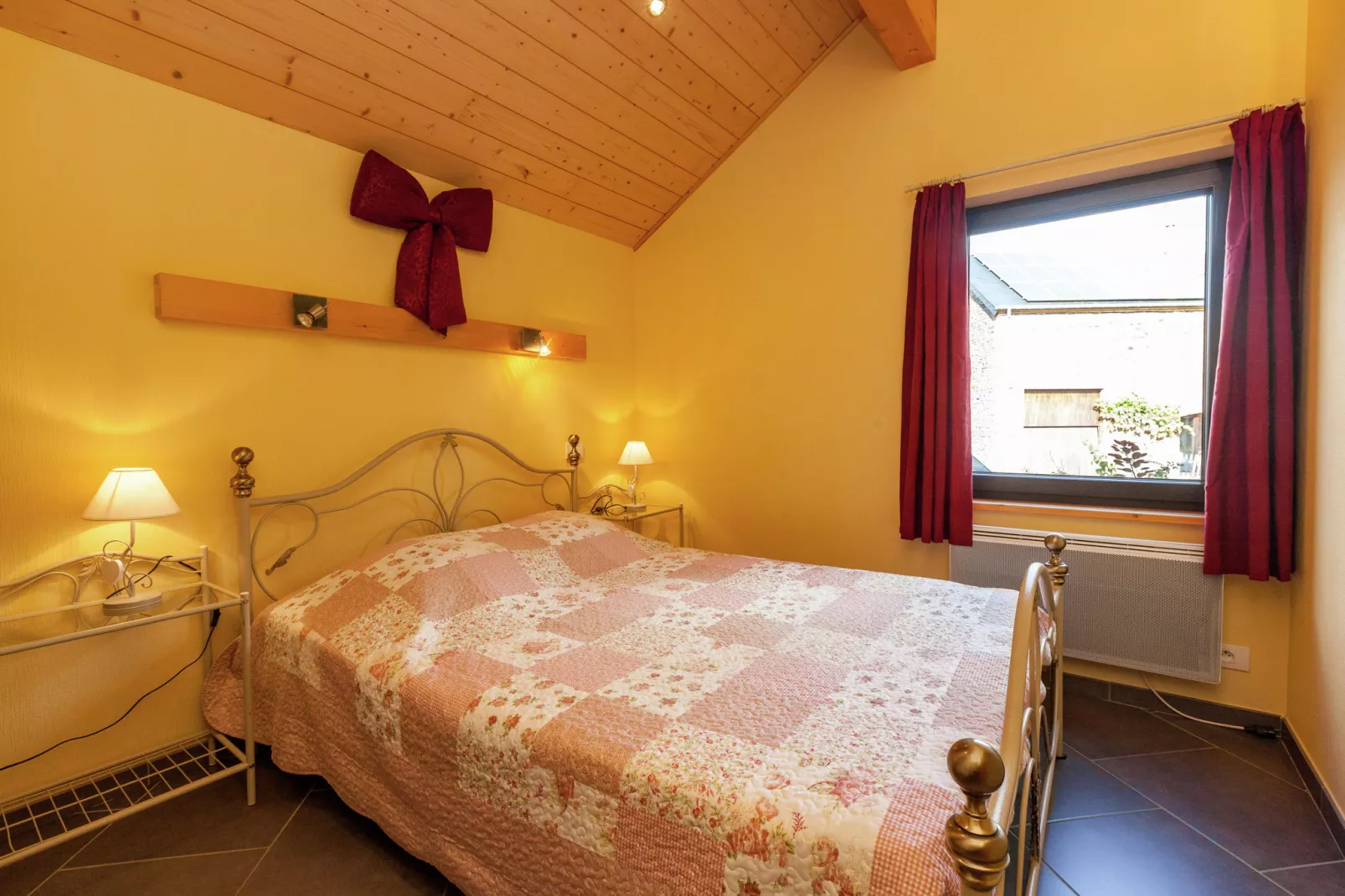 Macray La Colline aux Framboises-Bedroom