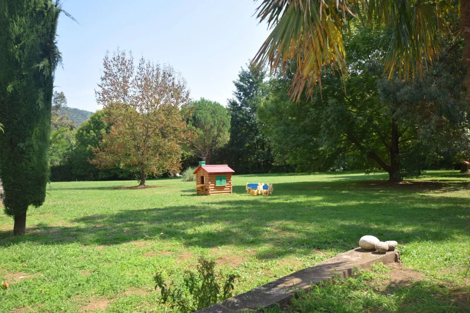 Gite - La Filature-Gardens summer