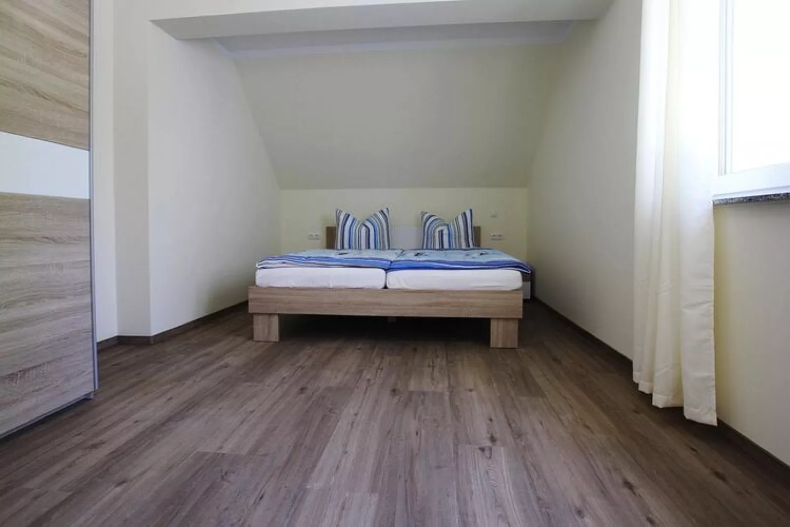 Apartment Hafenflair / Haus 1 OG-Wohnung 3 4 Pers-Bedroom