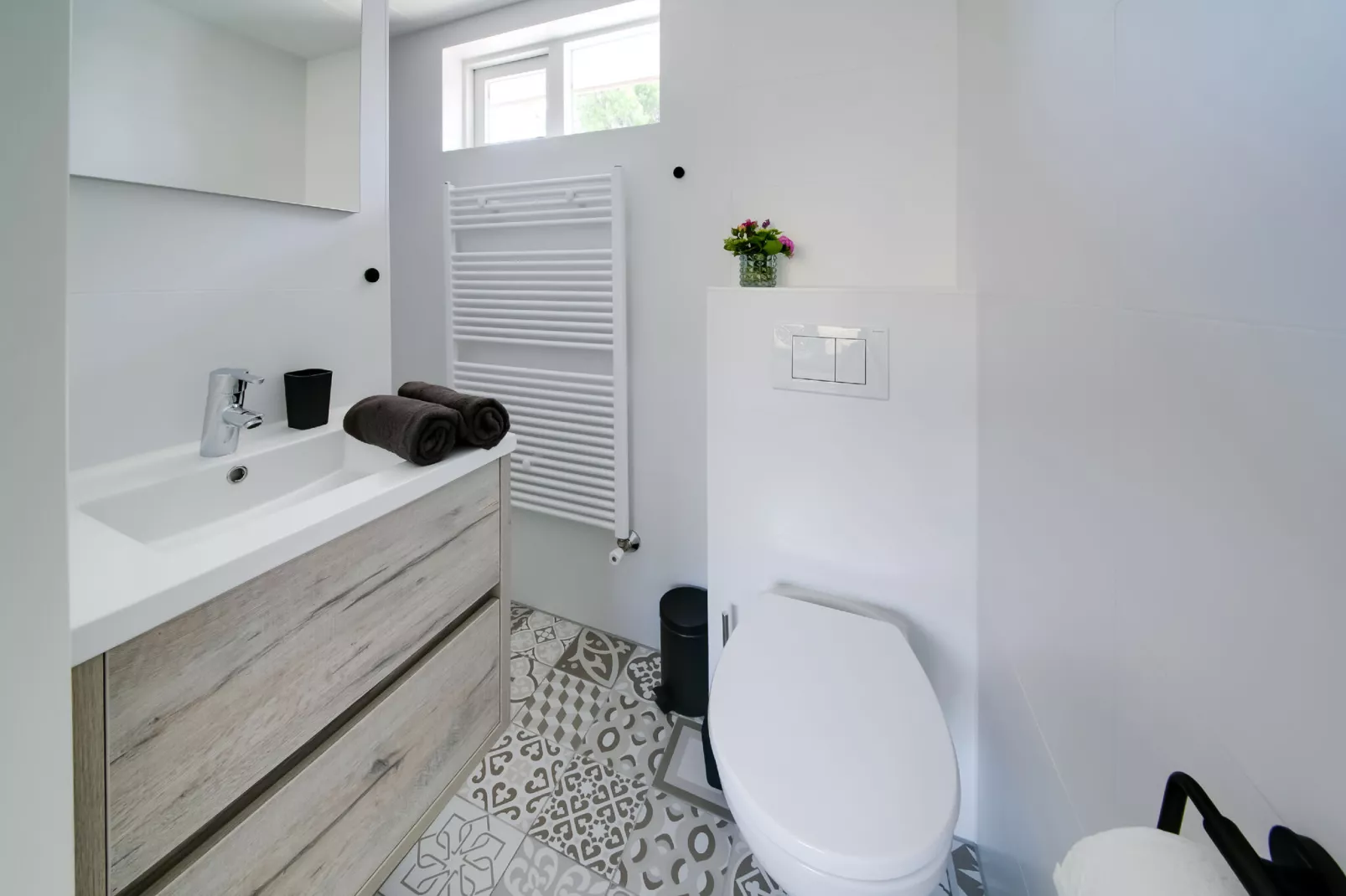 Storm Bries-Bathroom