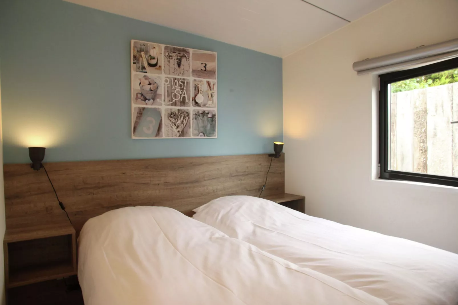 Luxe Lodge aan de Duinen-Bedroom