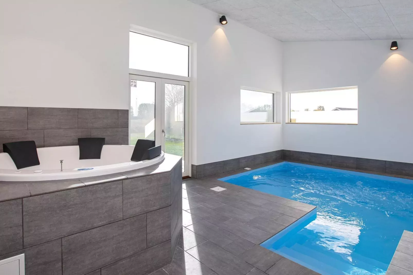 Maison de vacances pour 16 a Væggerløse-Piscine