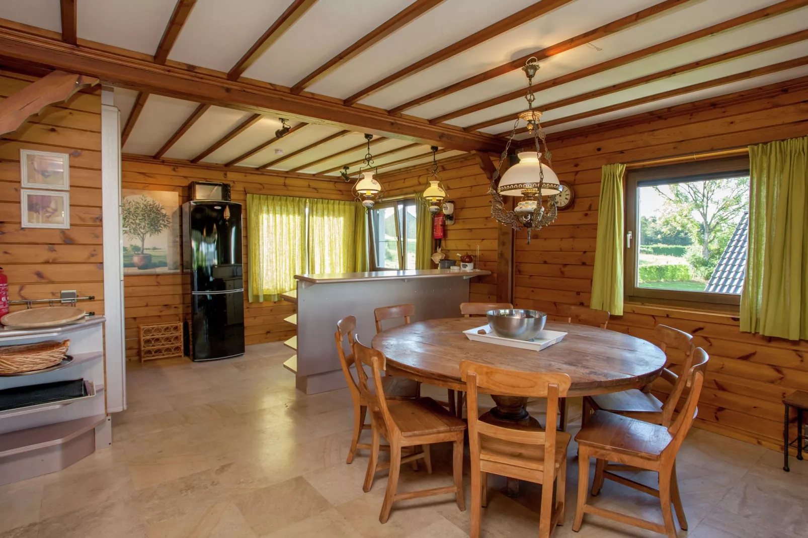 La Belle Reine-Dining room