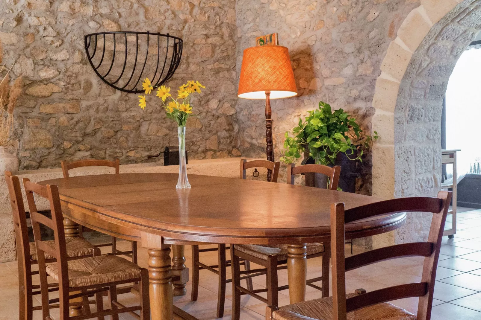 Affele - MONTBRUN-DES-CORBIÈRES-Dining room