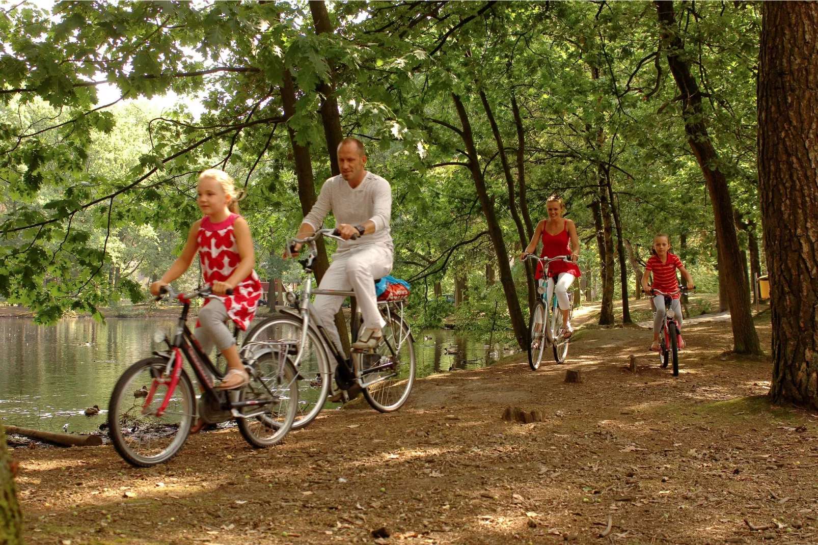 Bospark 't Wolfsven 14-Park facilities