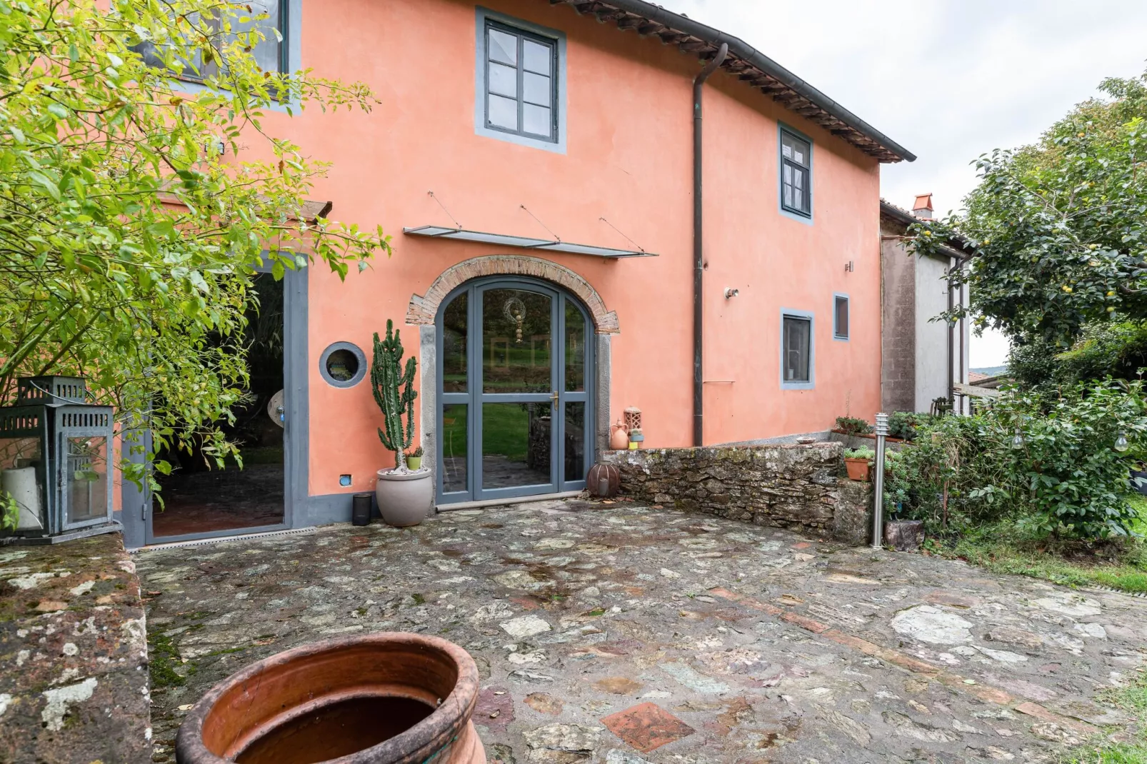 Villa Di Bugno-Exterior summer