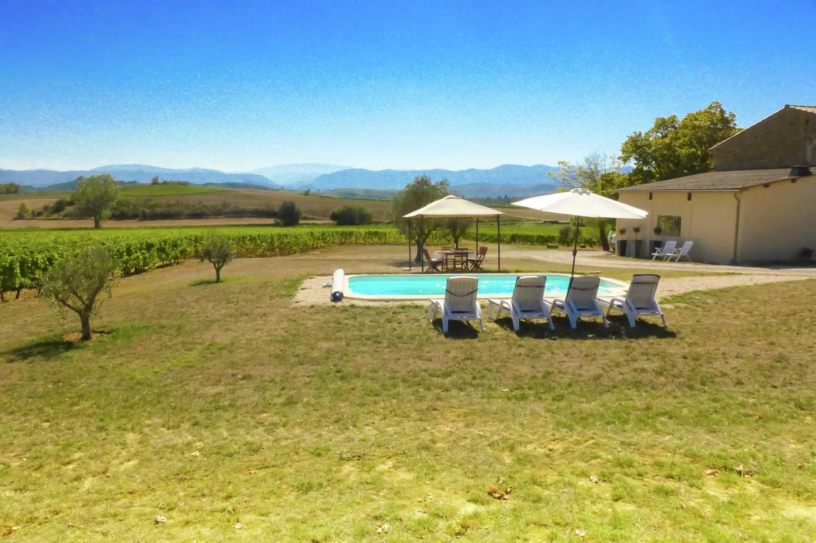 Conilhac-de-la-Montagne-Pool