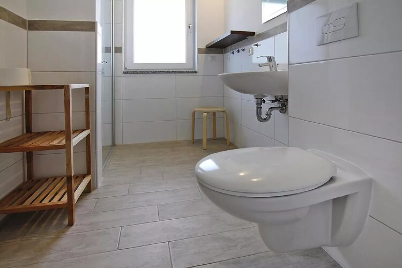 Apartment Hafenflair / Haus 5 OG-Wohnung 19 8 Personen-Bathroom