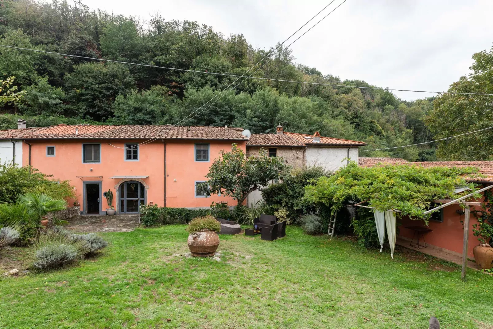 VilladiBugno2-Exterior summer