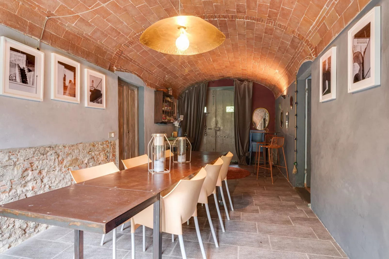 VilladiBugno2-Dining room