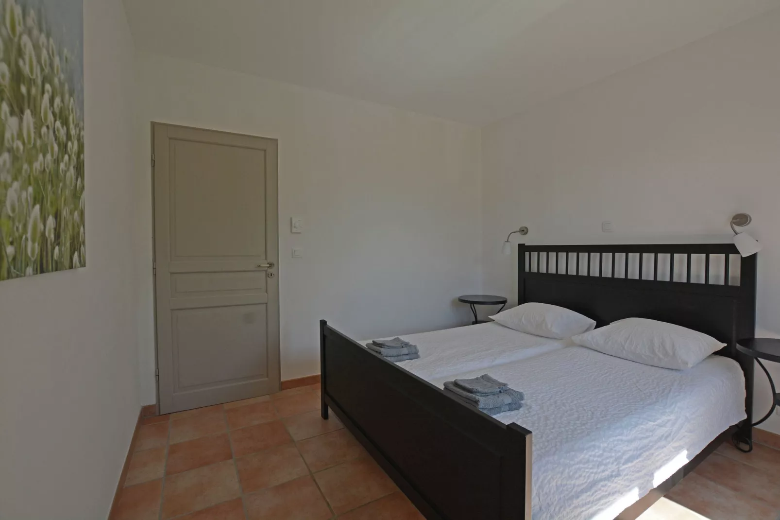 Escales-Bedroom