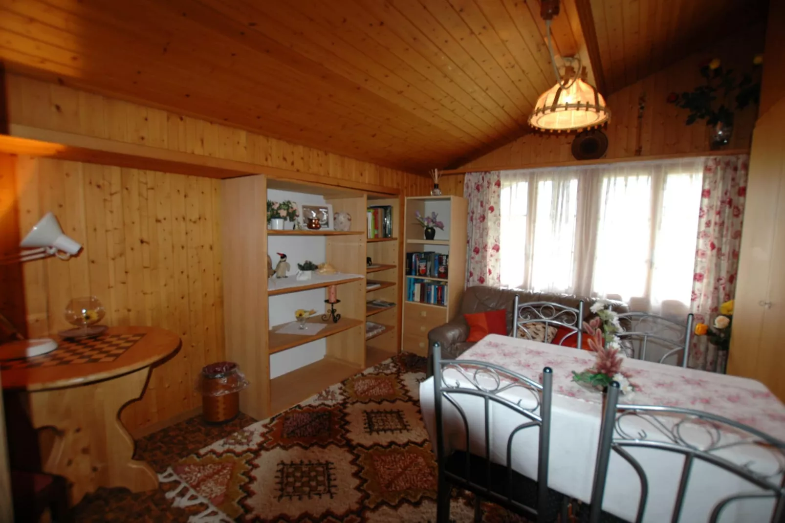Haus Zumbrunn-Living room