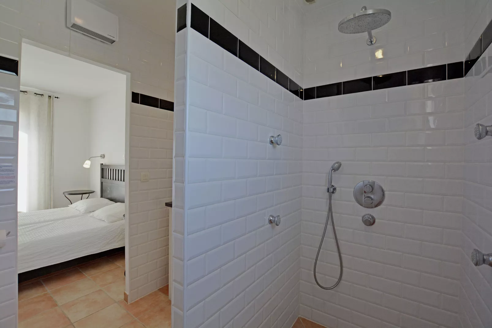 Escales-Bathroom