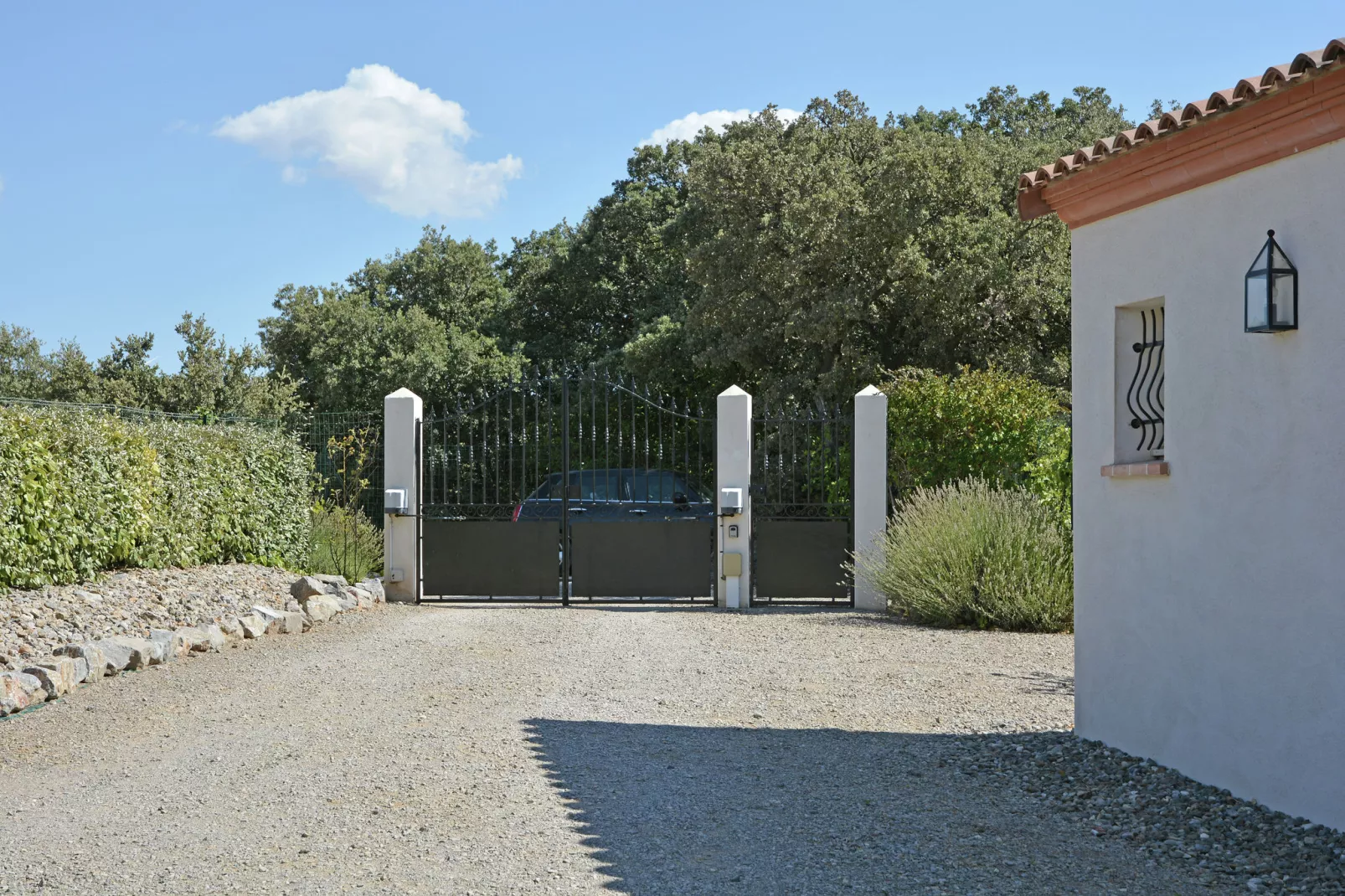 Escales-Gardens summer