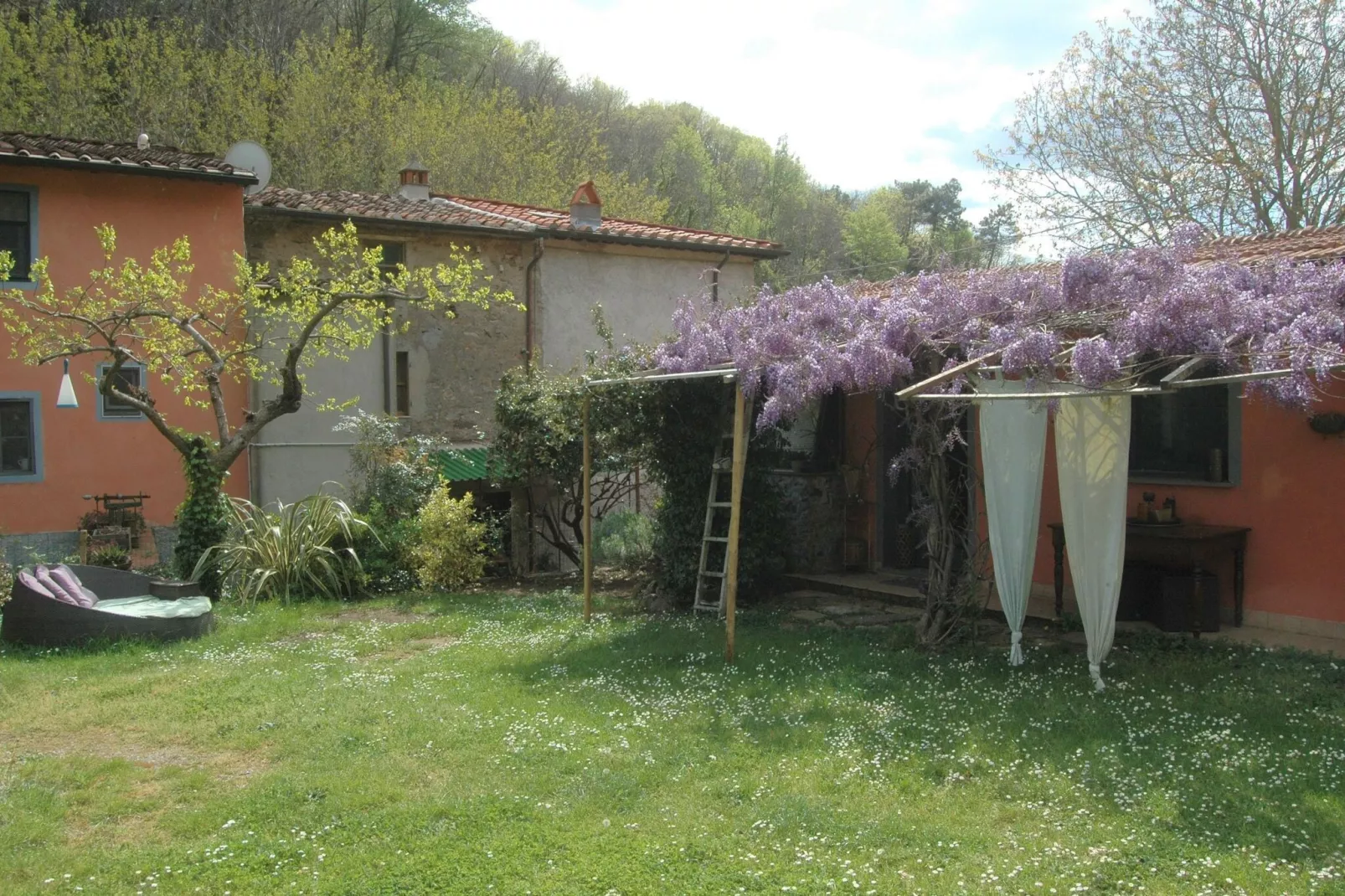 CasaRuscello-Exterior summer