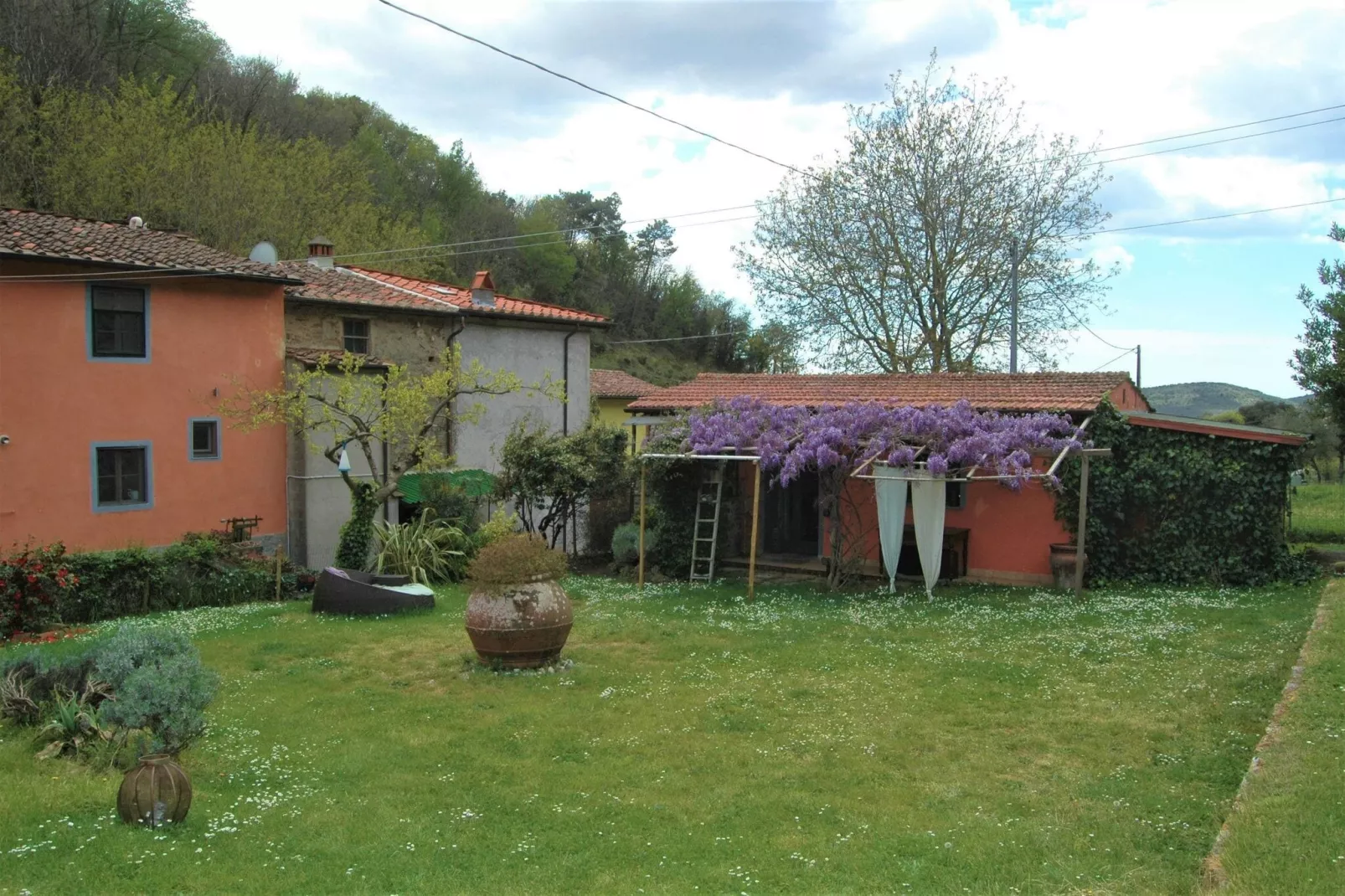CasaRuscello-Exterior summer