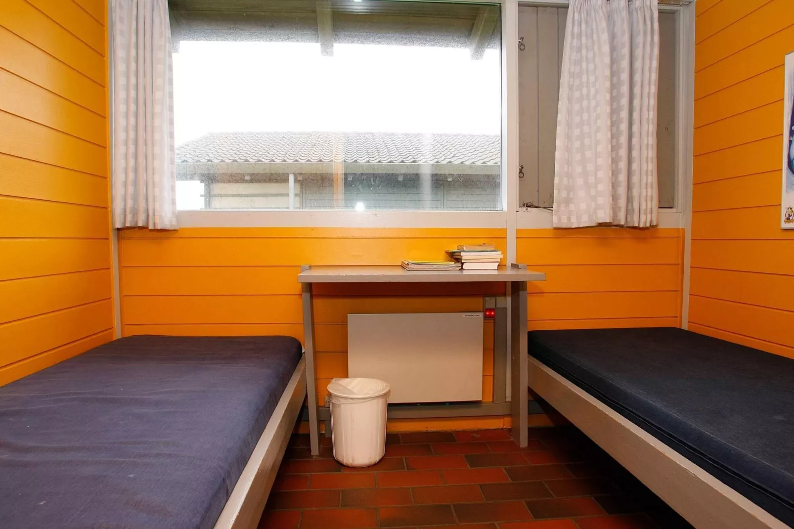 A-3½ room,close to beach-Indoor