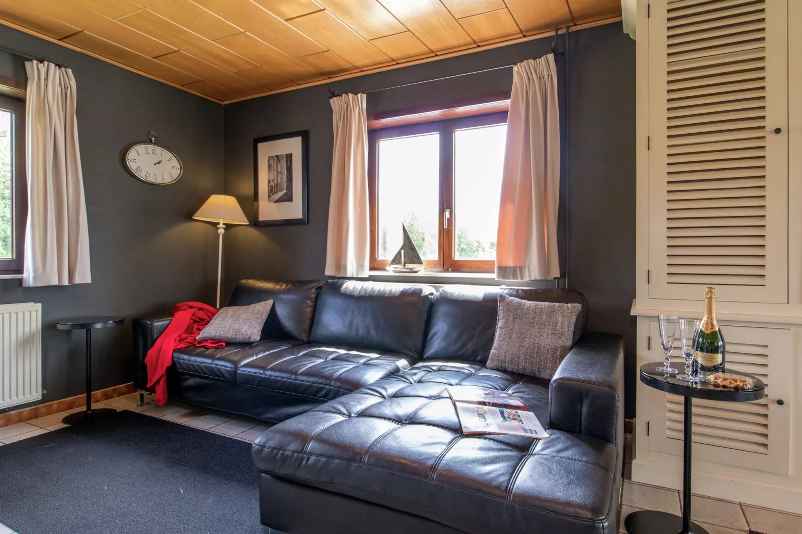 Le Paradis et Espace-Living room