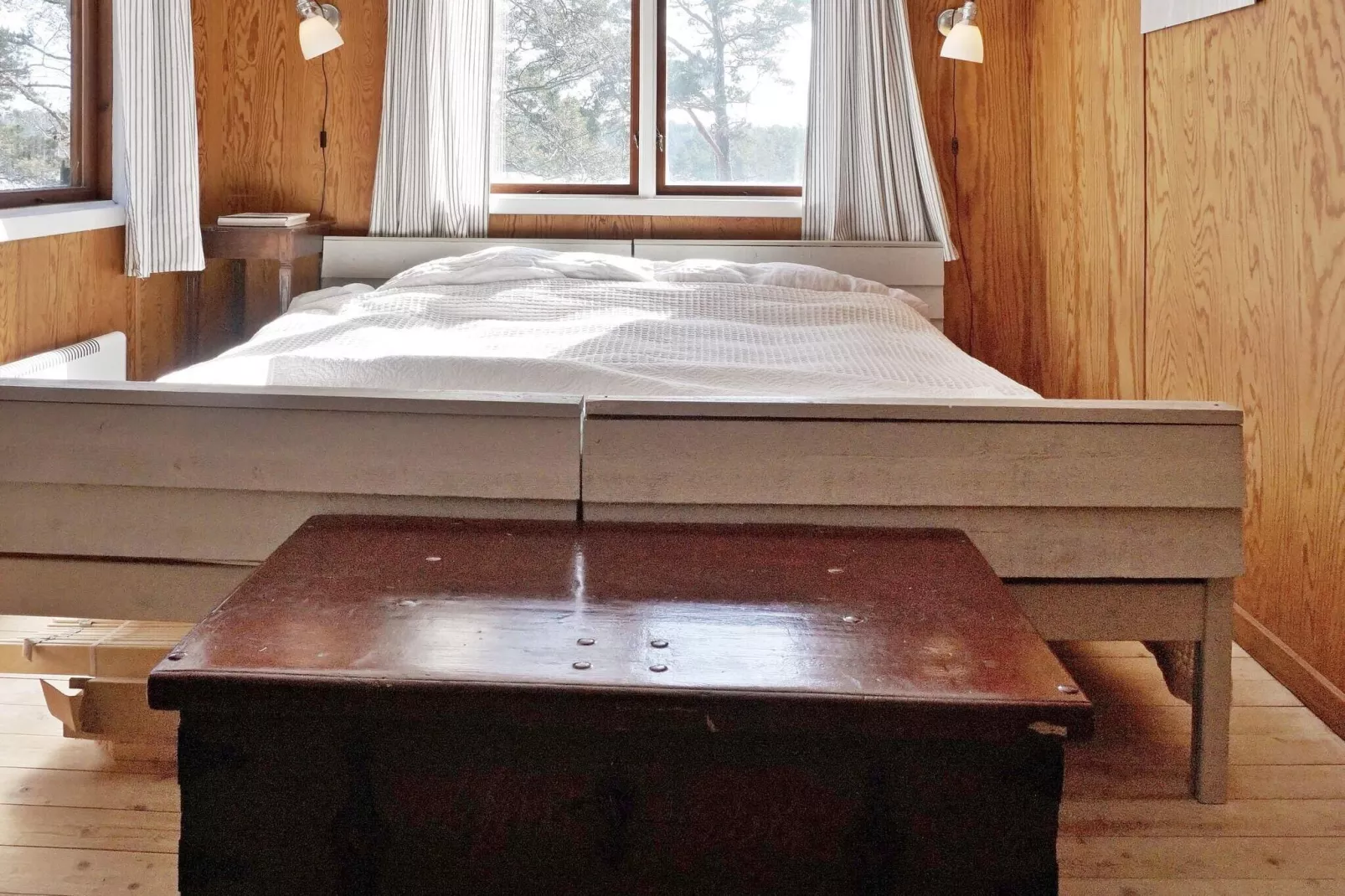 6 person holiday home in DJURHAMN-By Traum-Indoor