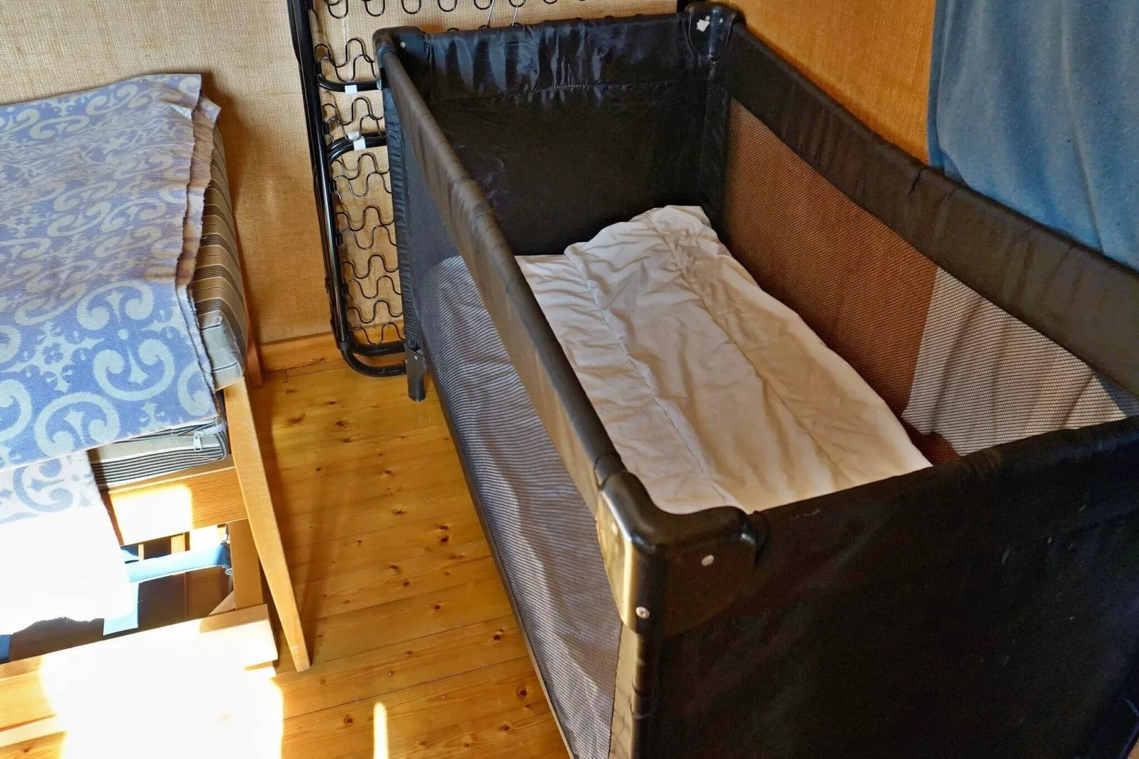 6 person holiday home in DJURHAMN-By Traum-Indoor