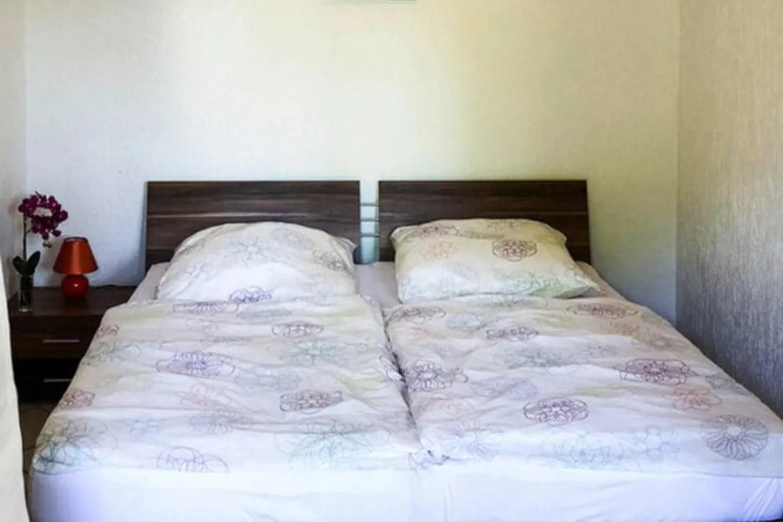 Reihenbungalow neu 45 qm-Schlafzimmer
