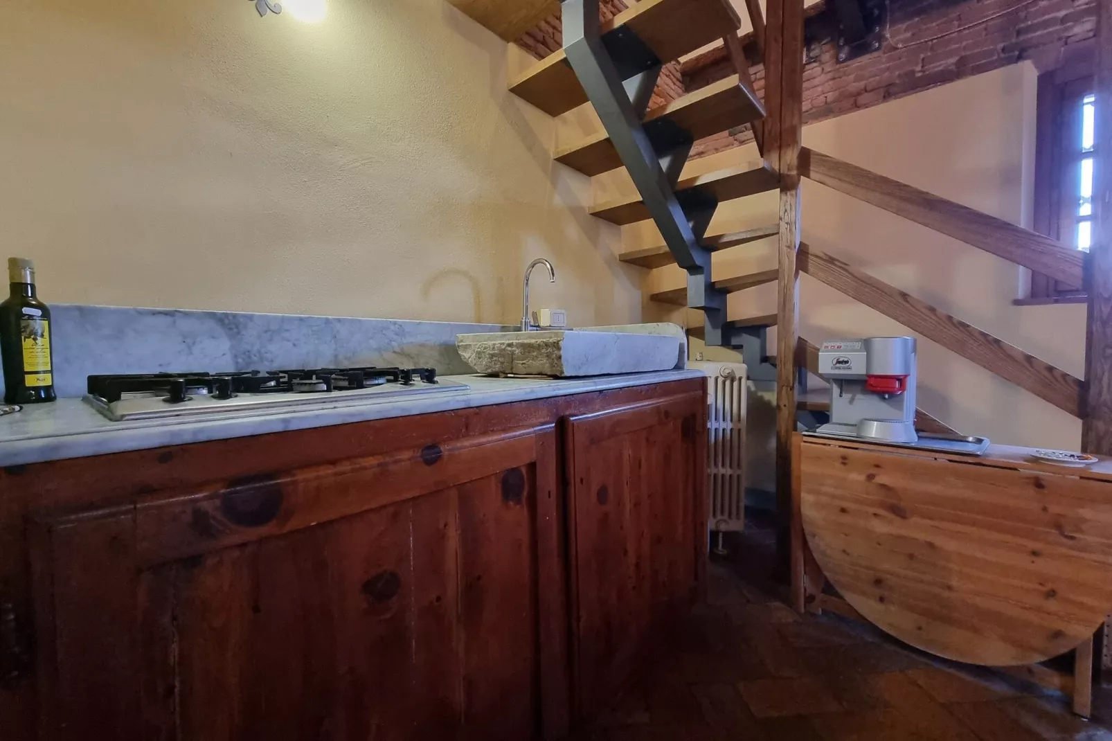 La Traviata-Kitchen