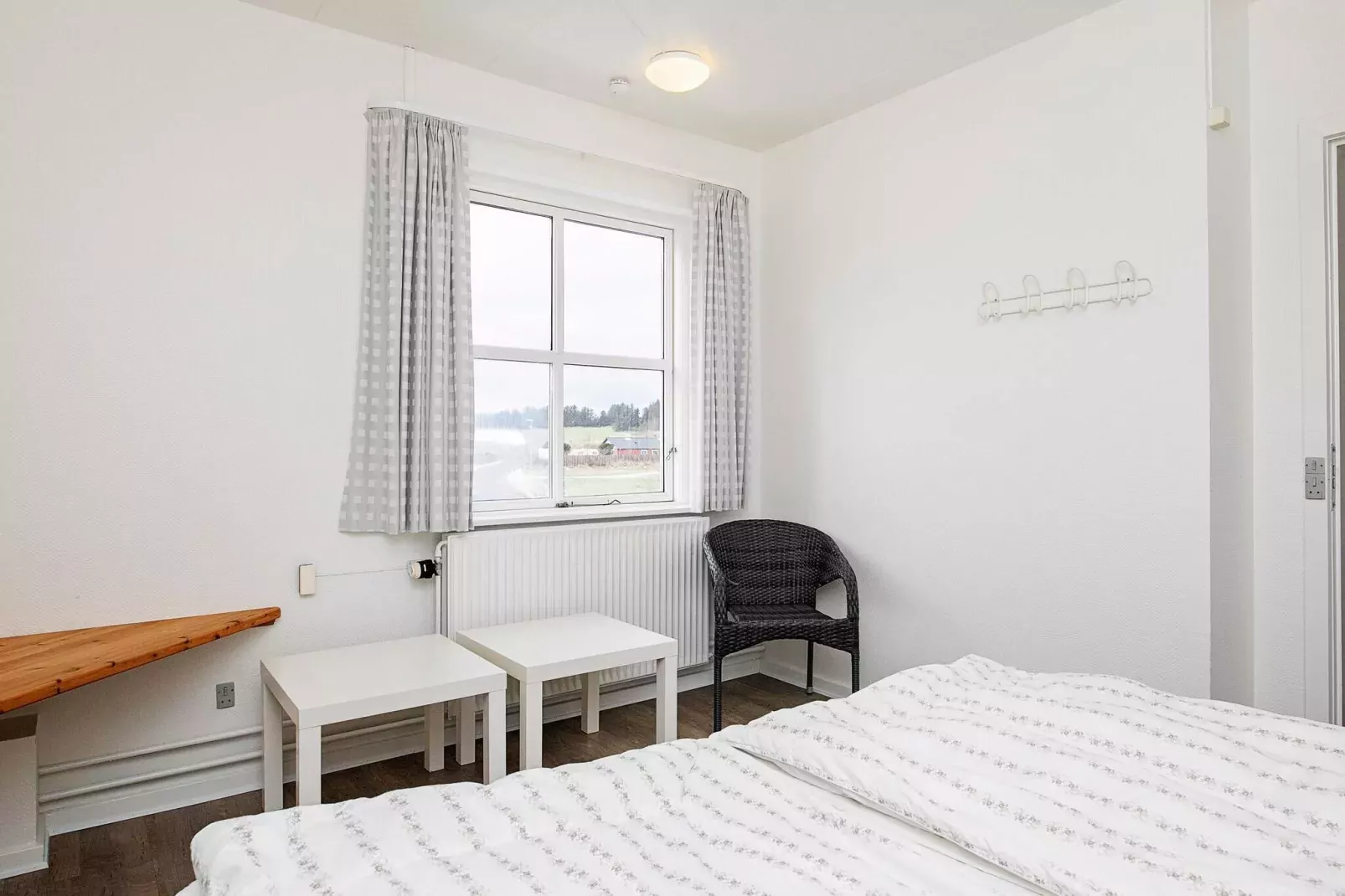 C-3 room,2 bathrooms,renovated-Indoor