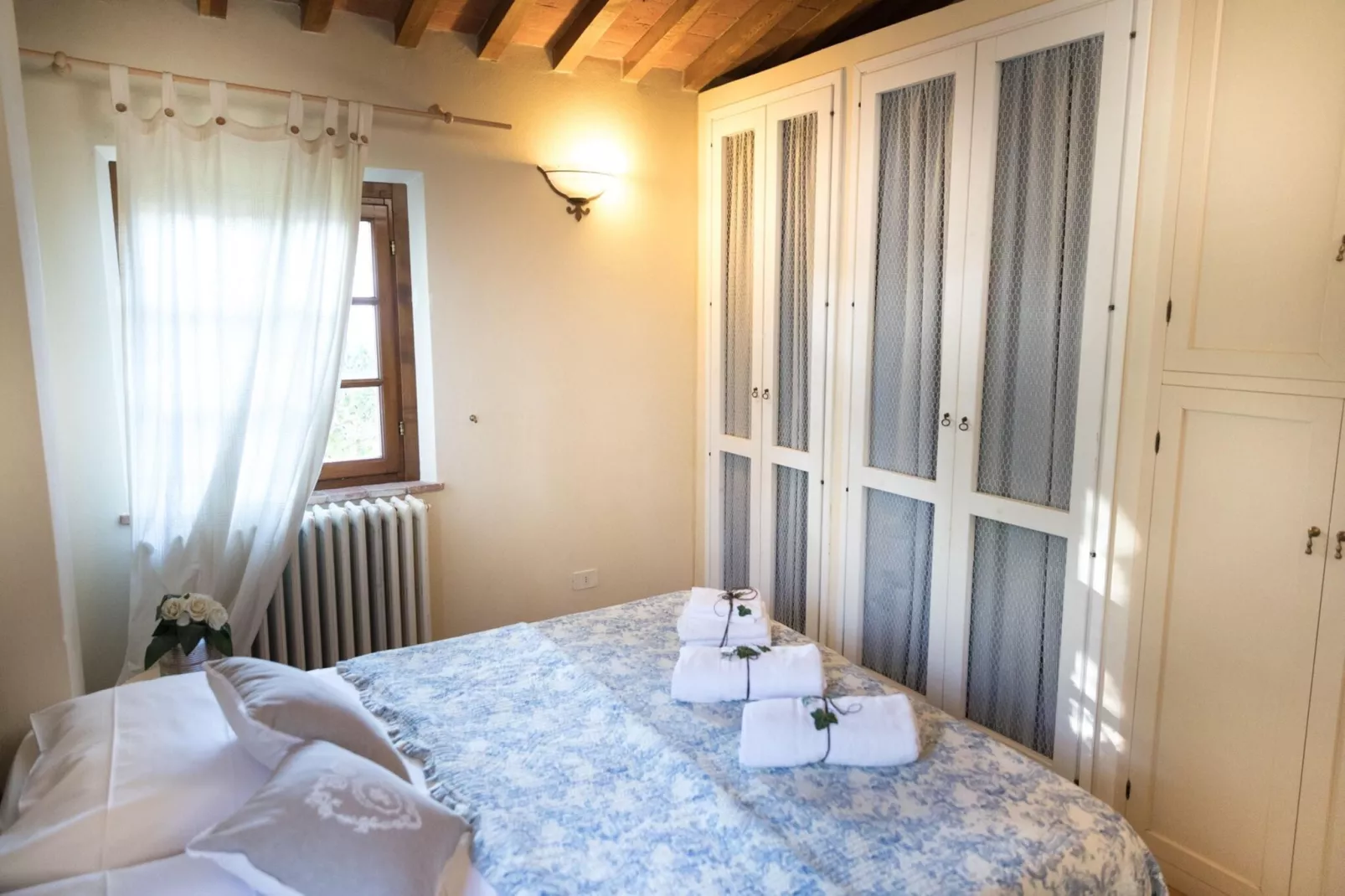 La Traviata-Bedroom