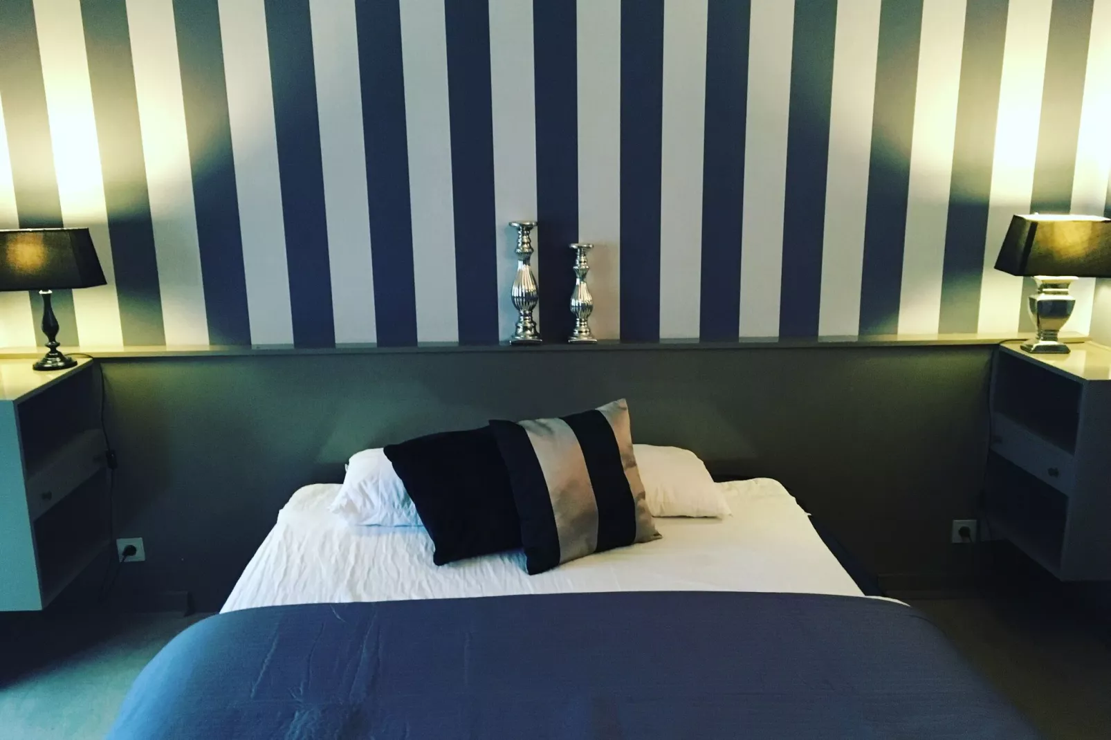 Ardenne Vintage-Bedroom