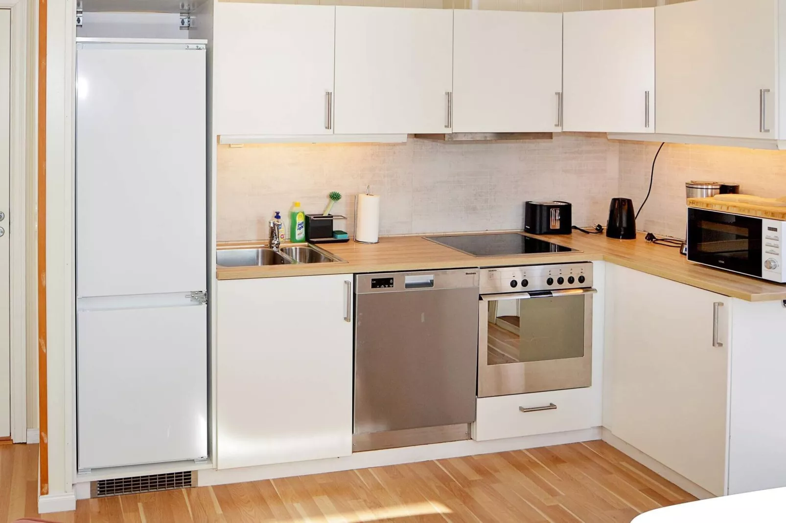 6 person holiday home in EYDEHAVN-Indoor