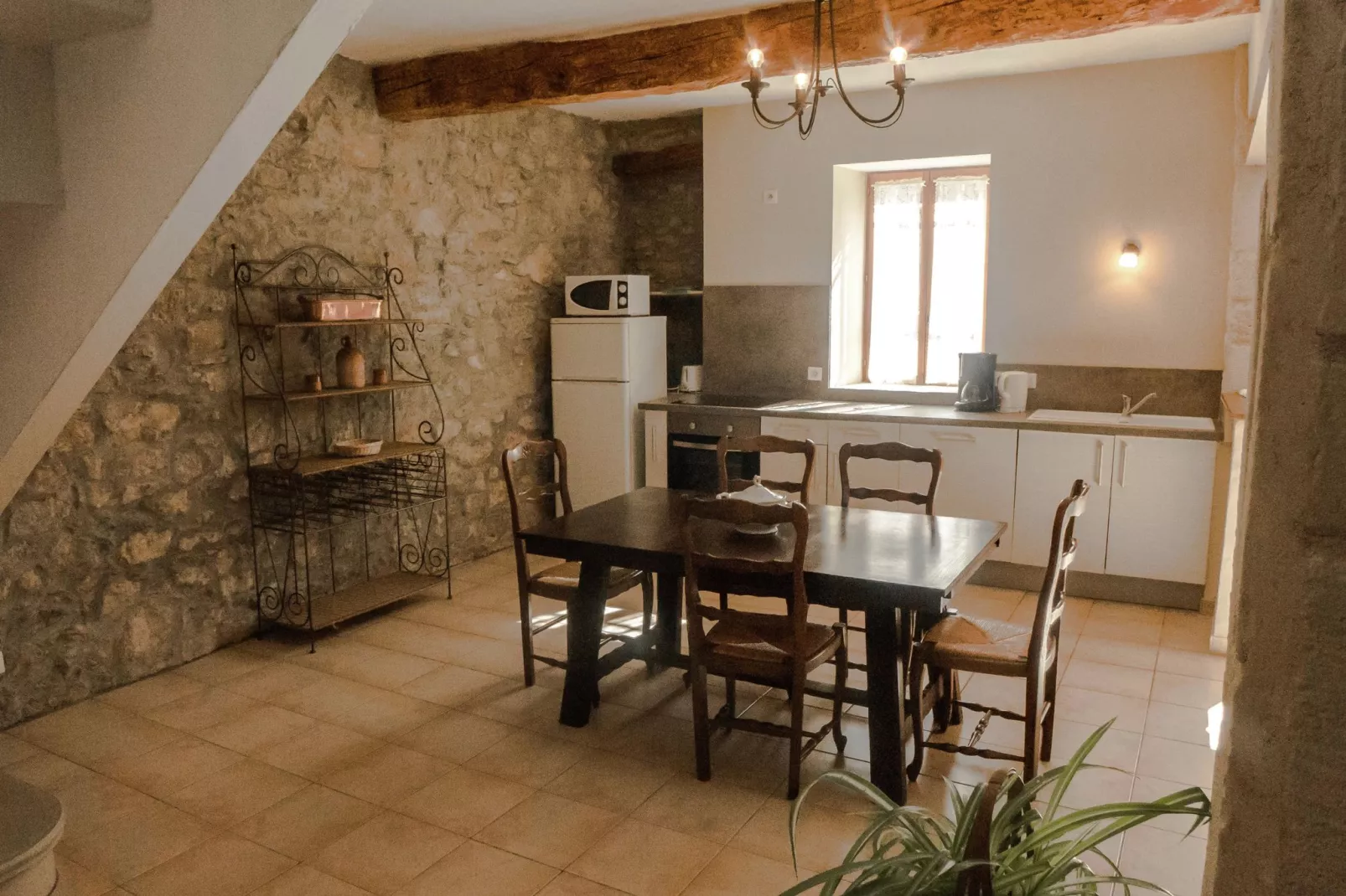 Montbrun-des-Corbières-Esszimmer