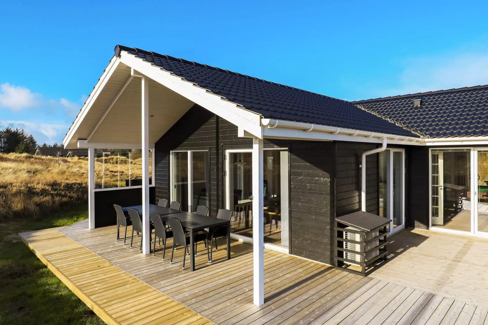 Luxury Seaside Retreat in Tornby-By Traum-View