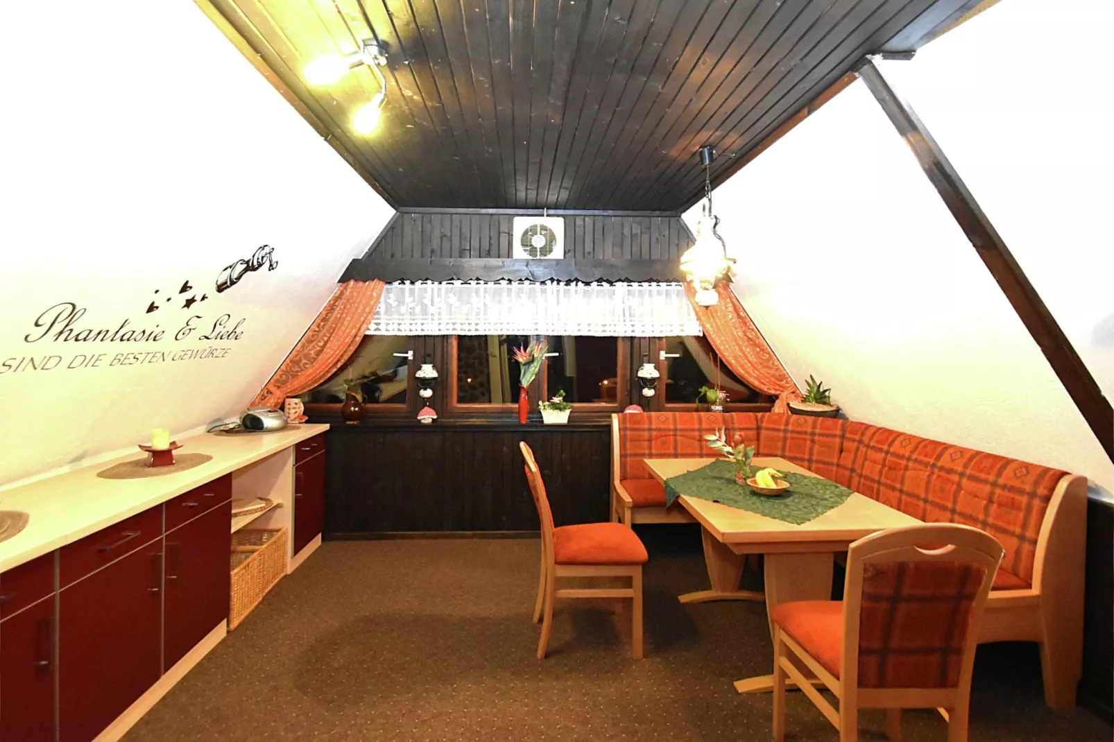 Bergfeld-Dining room