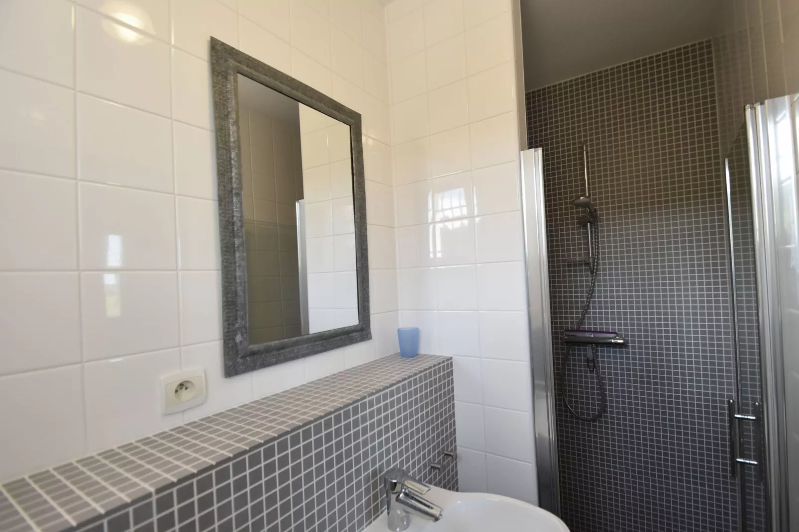 Portanelle 10 p-Bathroom