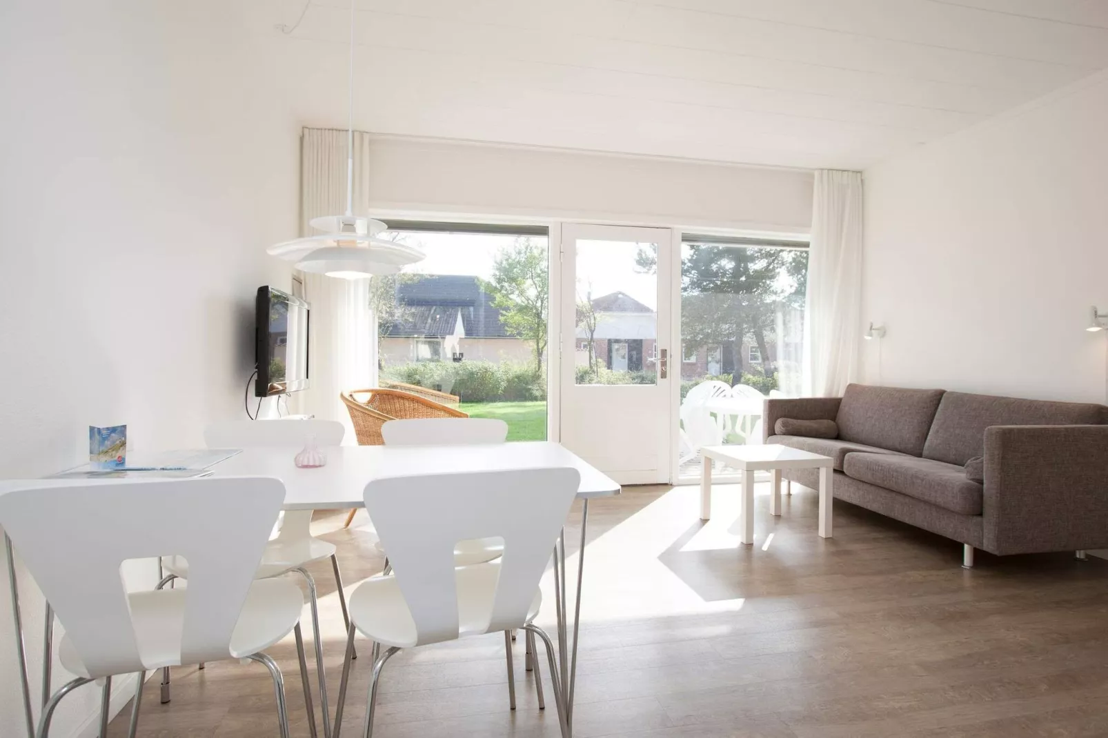 3 room-Indoor