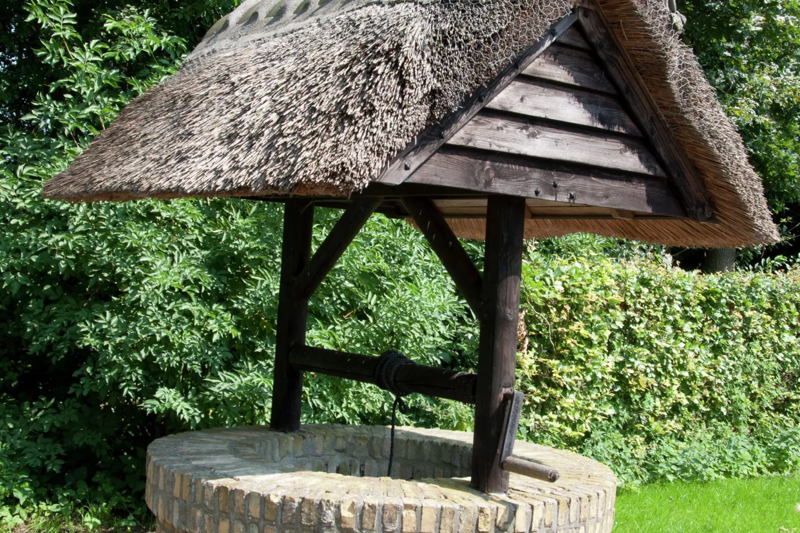 Landhuis de Linde-Gardens summer