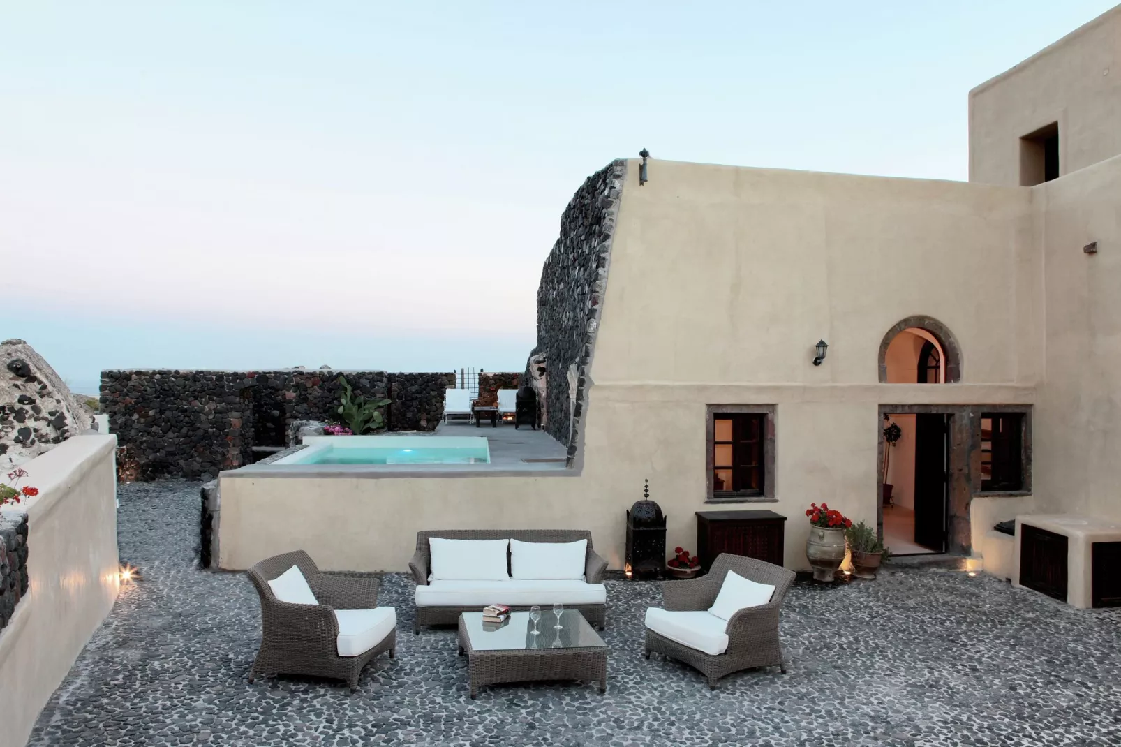 Mansion Kyani-Exterior summer