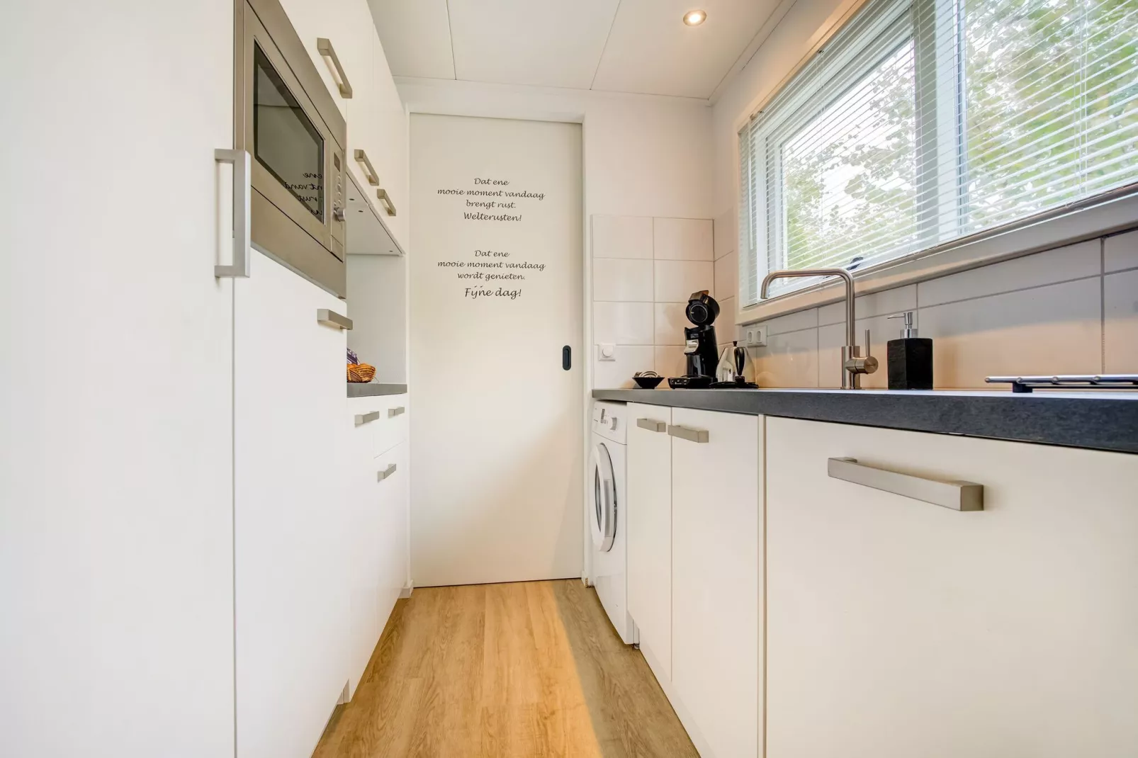 Buitenhuis De Stelling-Kitchen