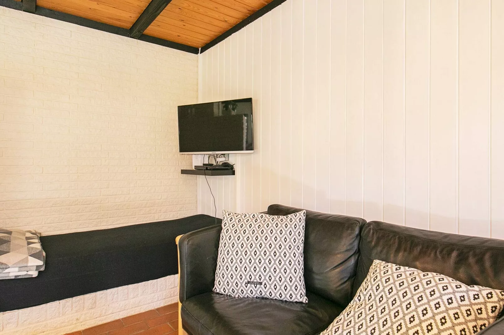 6 person holiday home in Bindslev-Indoor