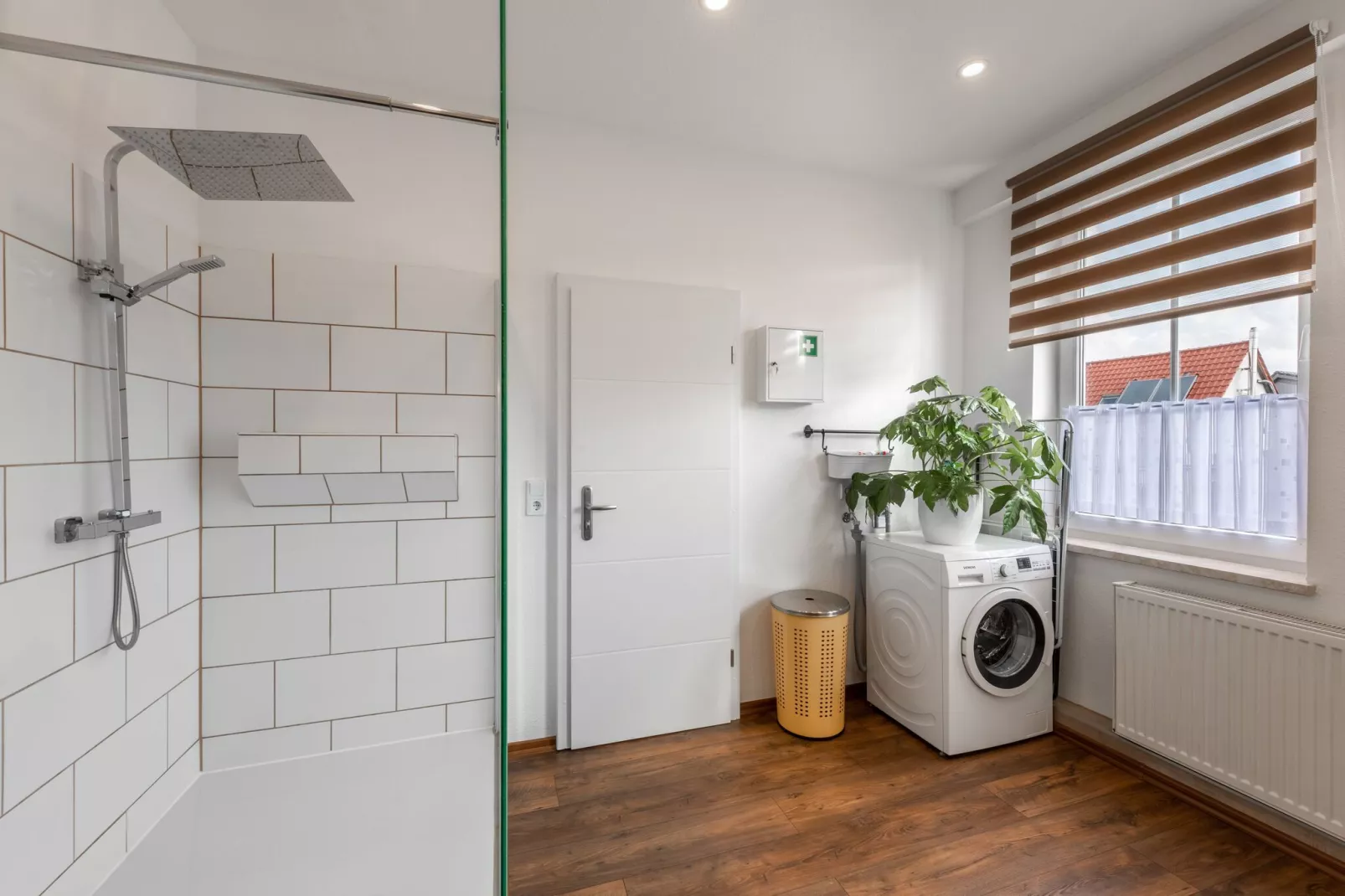 Ferienwohnung zum alten Konsum-Badezimmer